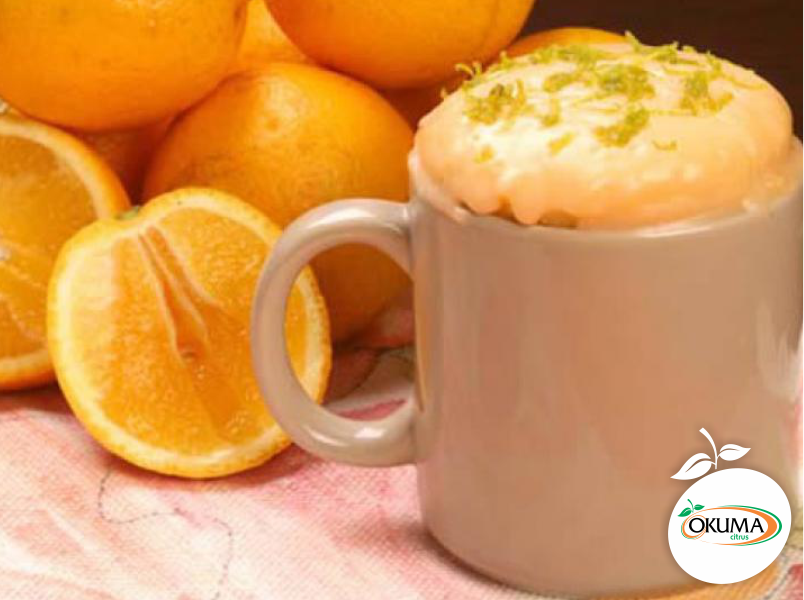 Bolo de caneca de laranja